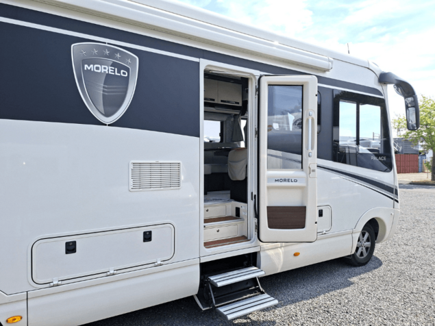 Morelo Loft in unserer Premium Wohnmobil-Werkstatt Morelo Loft Premium-Wohnmobil in unserer Werkstatt vor der technischen Nachrüstung