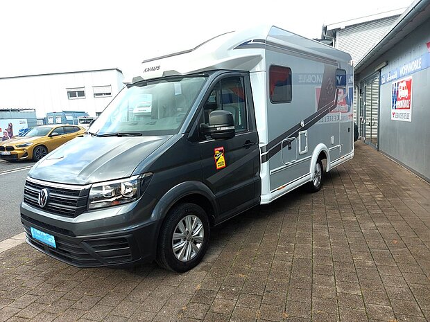Knaus Van Ti Plus 650 MEG Platinum Selection Automatik Frontansicht Knaus Van Ti Plus 650 MEG Platinum Selection Automatik gebraucht kaufen Frontansicht