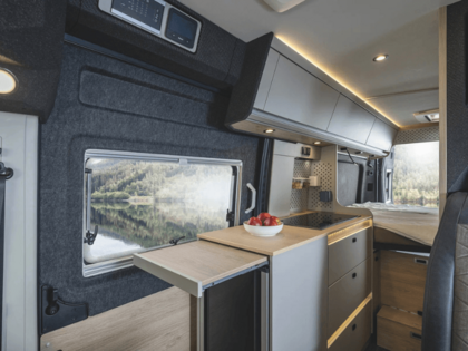 KNAUS BOXTIME 2027 – XL-Schwenkbad XL-Schwenkbad mit Schwenkwand im KNAUS BOXTIME 2027