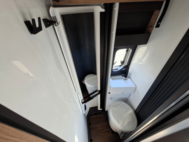 XL Schwenkbad Knaus BoxLife 600 ME Platinum Selection 2027 neues XL Schwenkbad Knaus BoxLife 600 ME Platinum Selection 2027