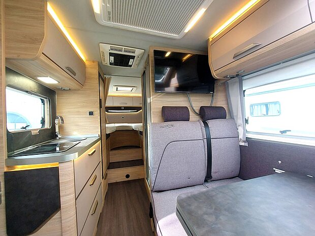 Knaus Van Ti Plus 650 MEG Wohnraum Knaus Van Ti Plus 650 MEG Innenraum